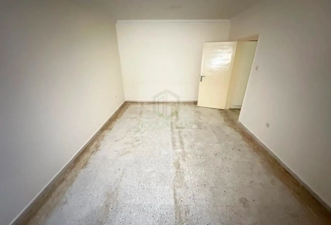 Spacious 1BHK | Bachelors Allowed | Metro Station