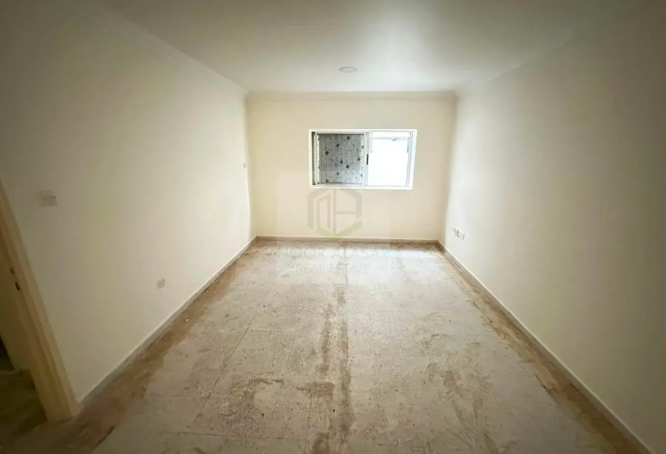 Spacious 1BHK | Bachelors Allowed | Metro Station