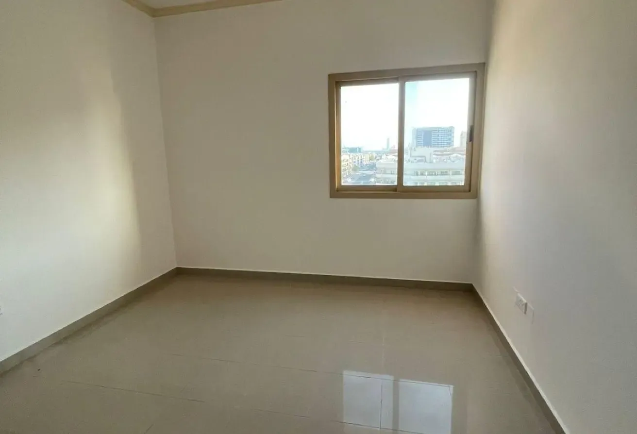 Spacious 1bhk |near metro| near school