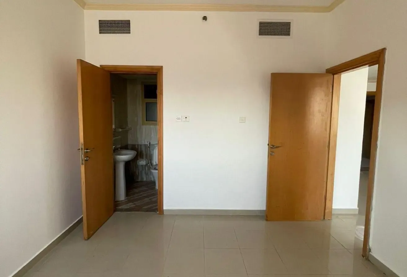 Spacious 1bhk |near metro| near school