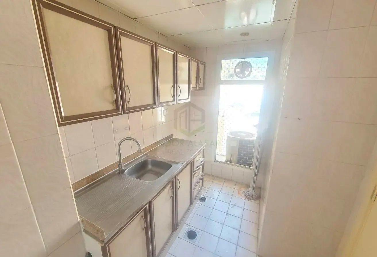 Bachelors Allowed | Spacious 1BHK Near Metro