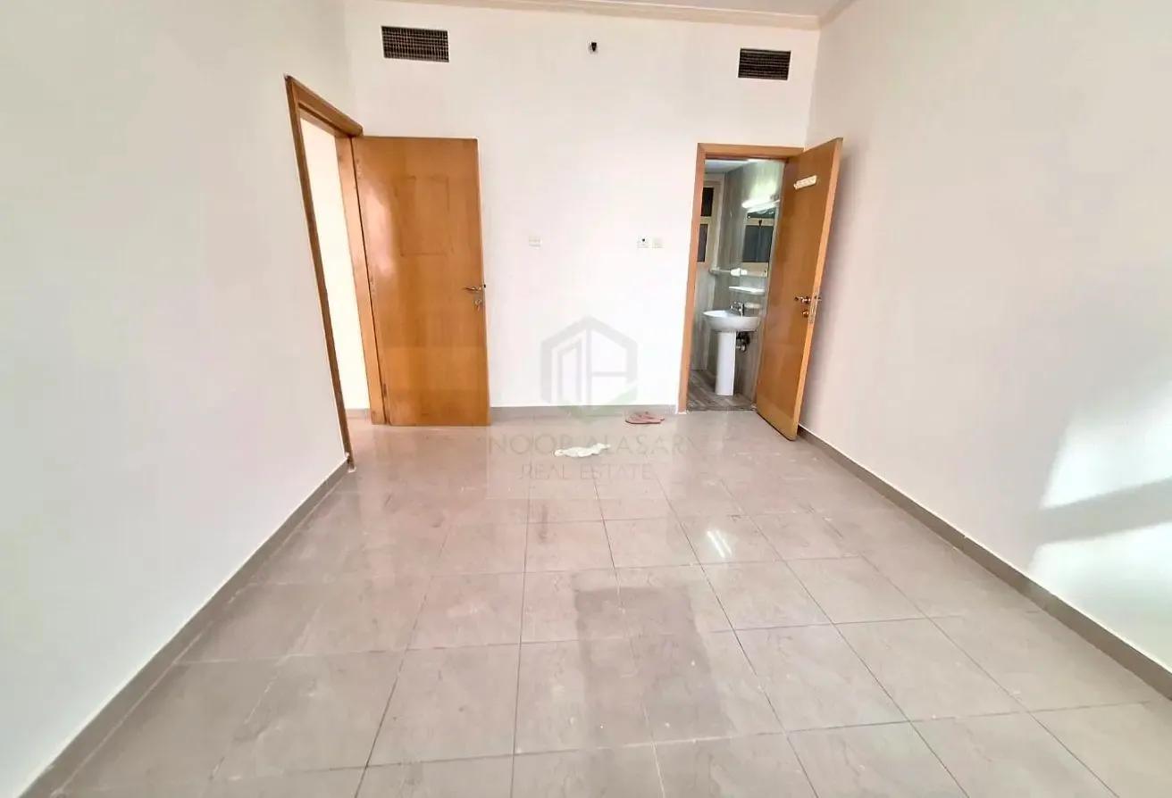 OFFER PRICE 1BHK CLOSE TO METRO JUST 53K