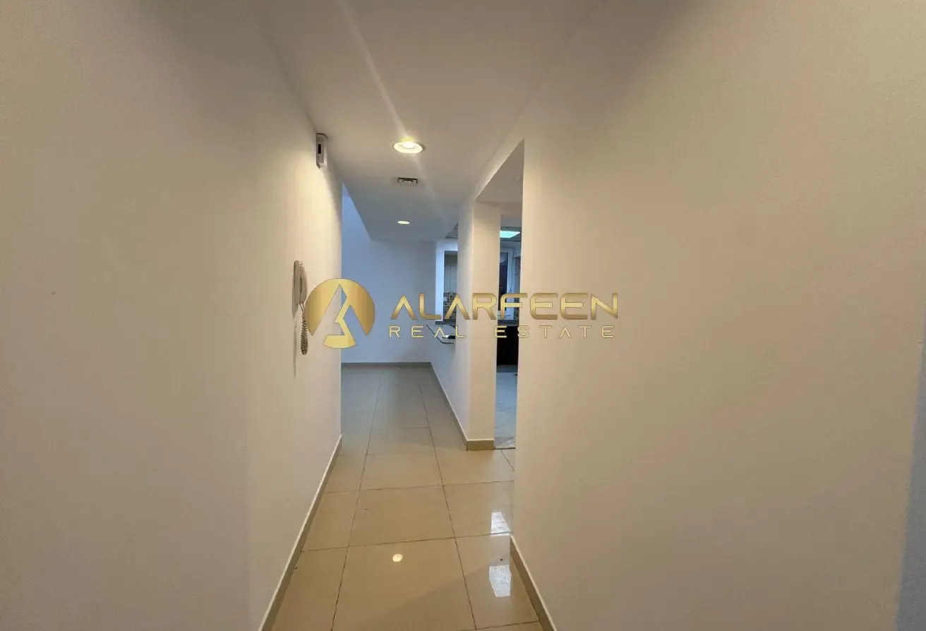 SPACIOUS 2BR +MAID | Well maintaned | CLOSE TO GEM