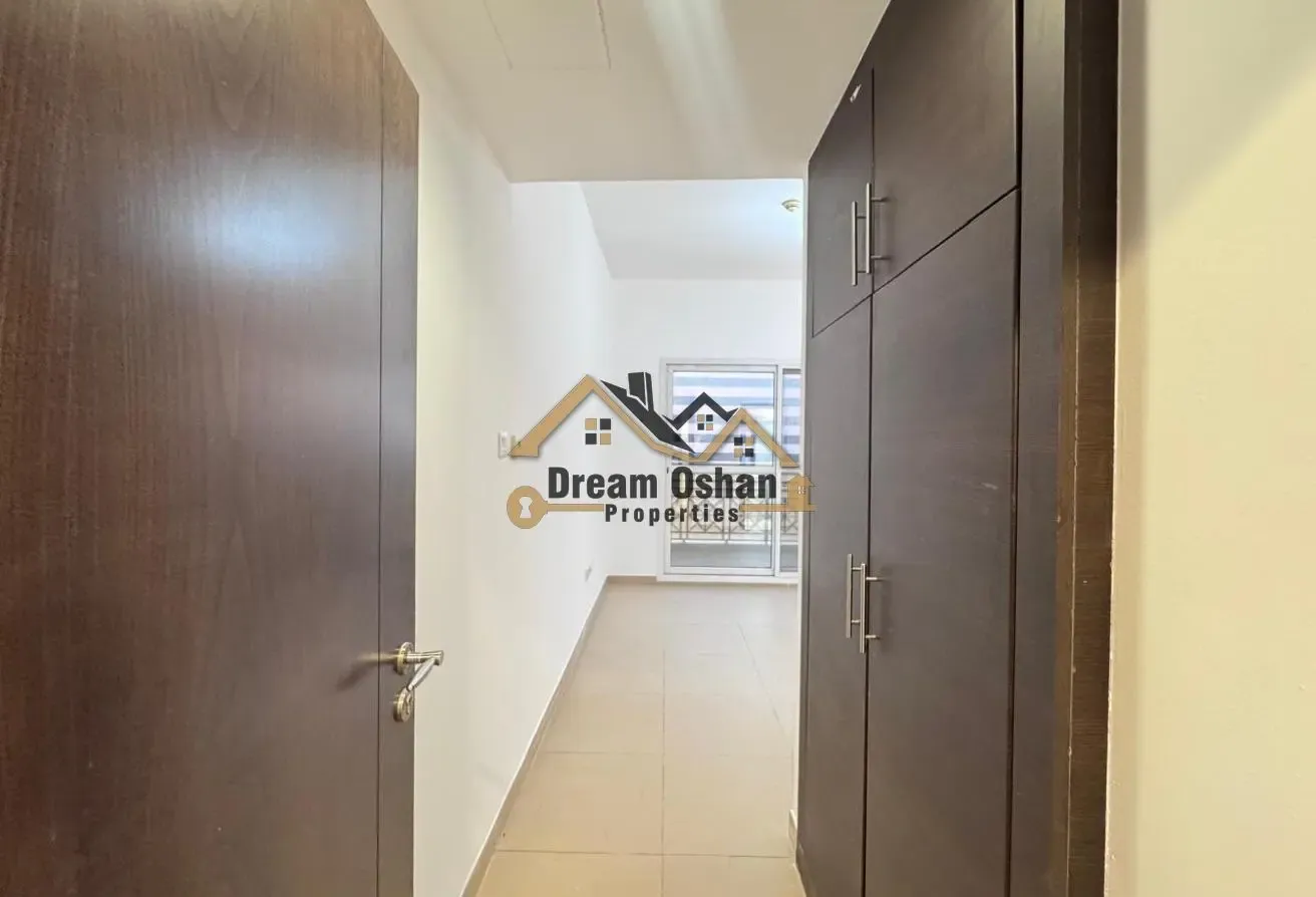 Chiller free| Massive Size 2BhK with Maid, laundry
