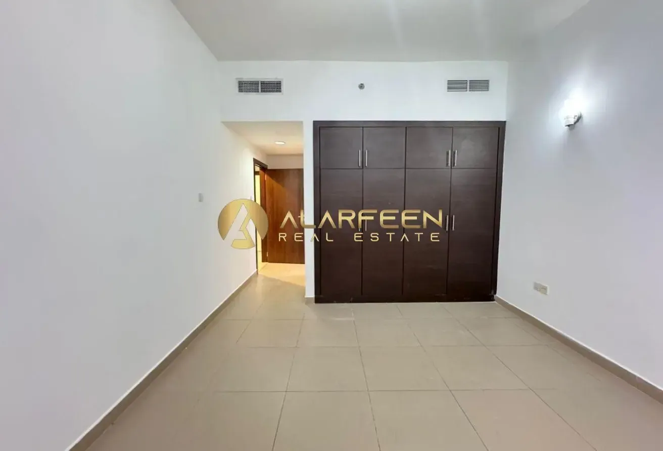 Elegant 2 BR | Community View | Prime Location