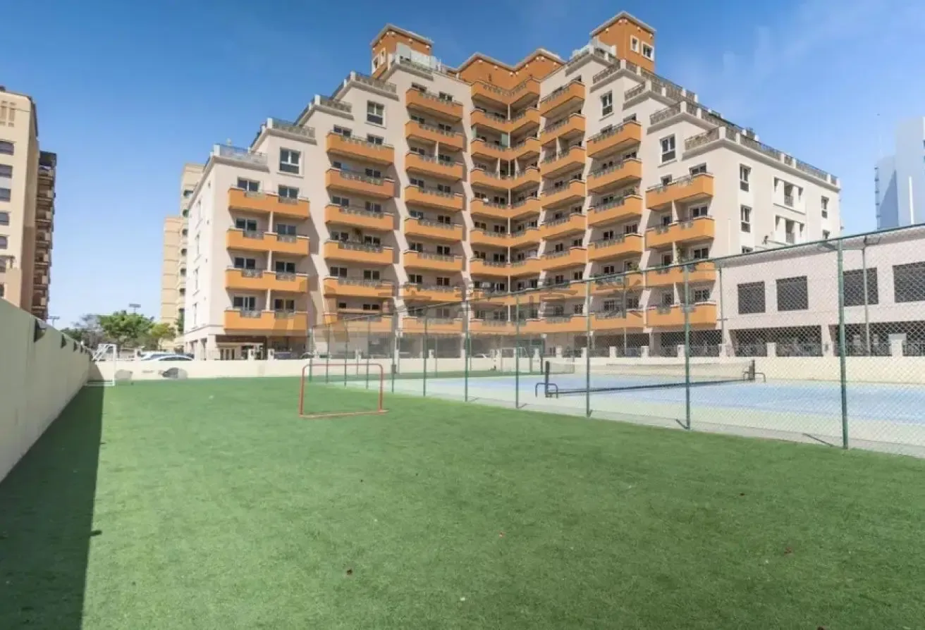 Spacious Studio | Vacant | Well Maintained