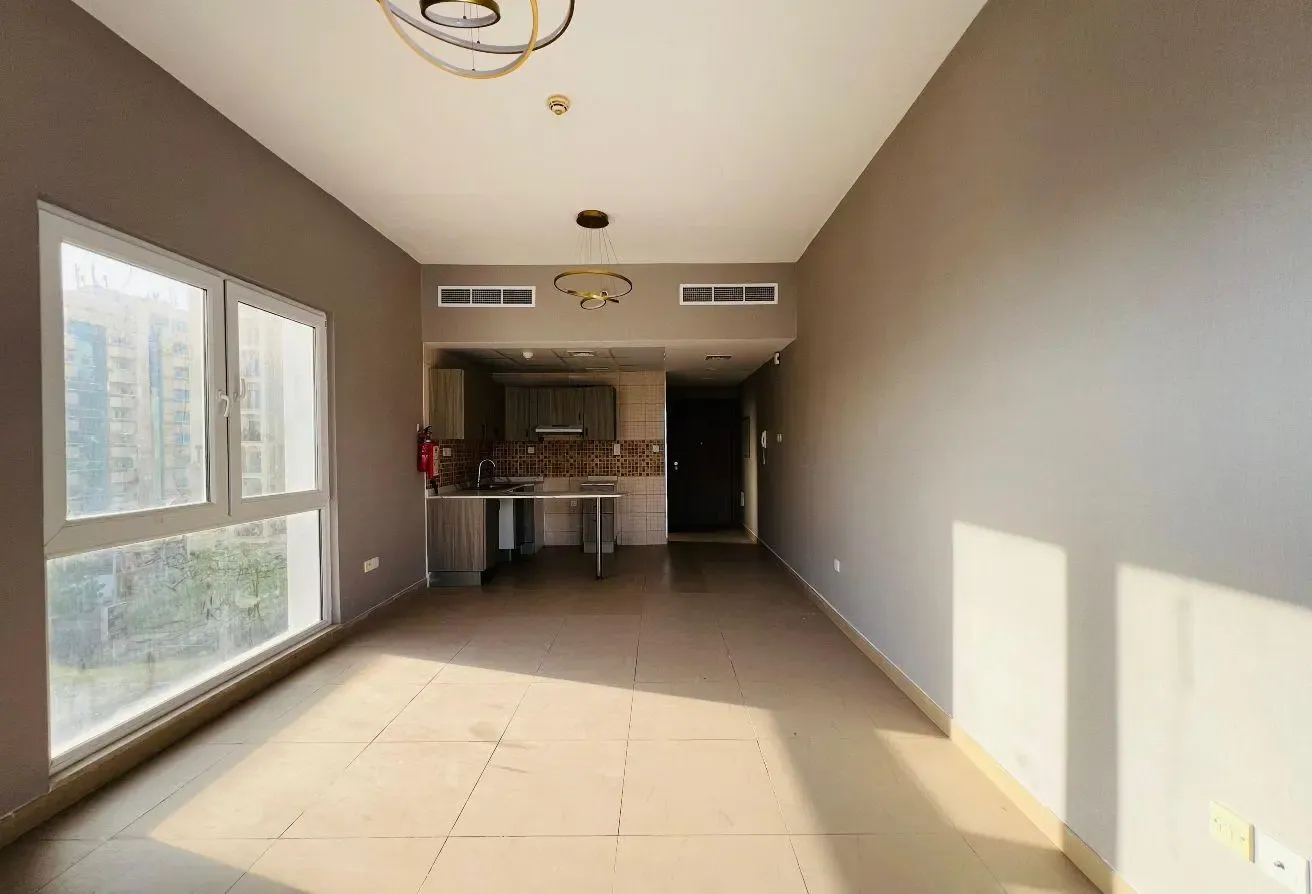 Chiller Free Studio Apartment | Brand New Modern