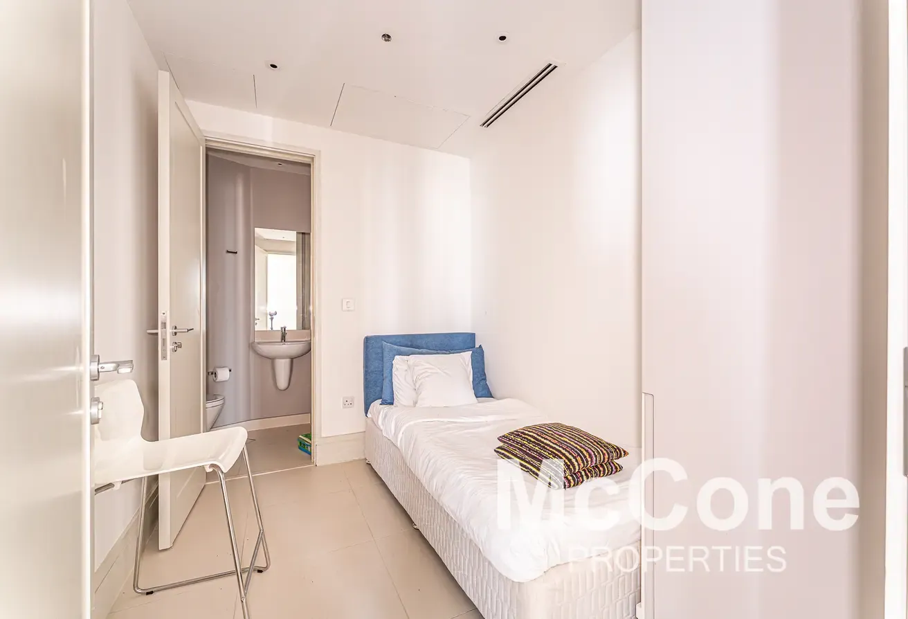 Fully Upgraded | High Floor | Burj Khalifa View
