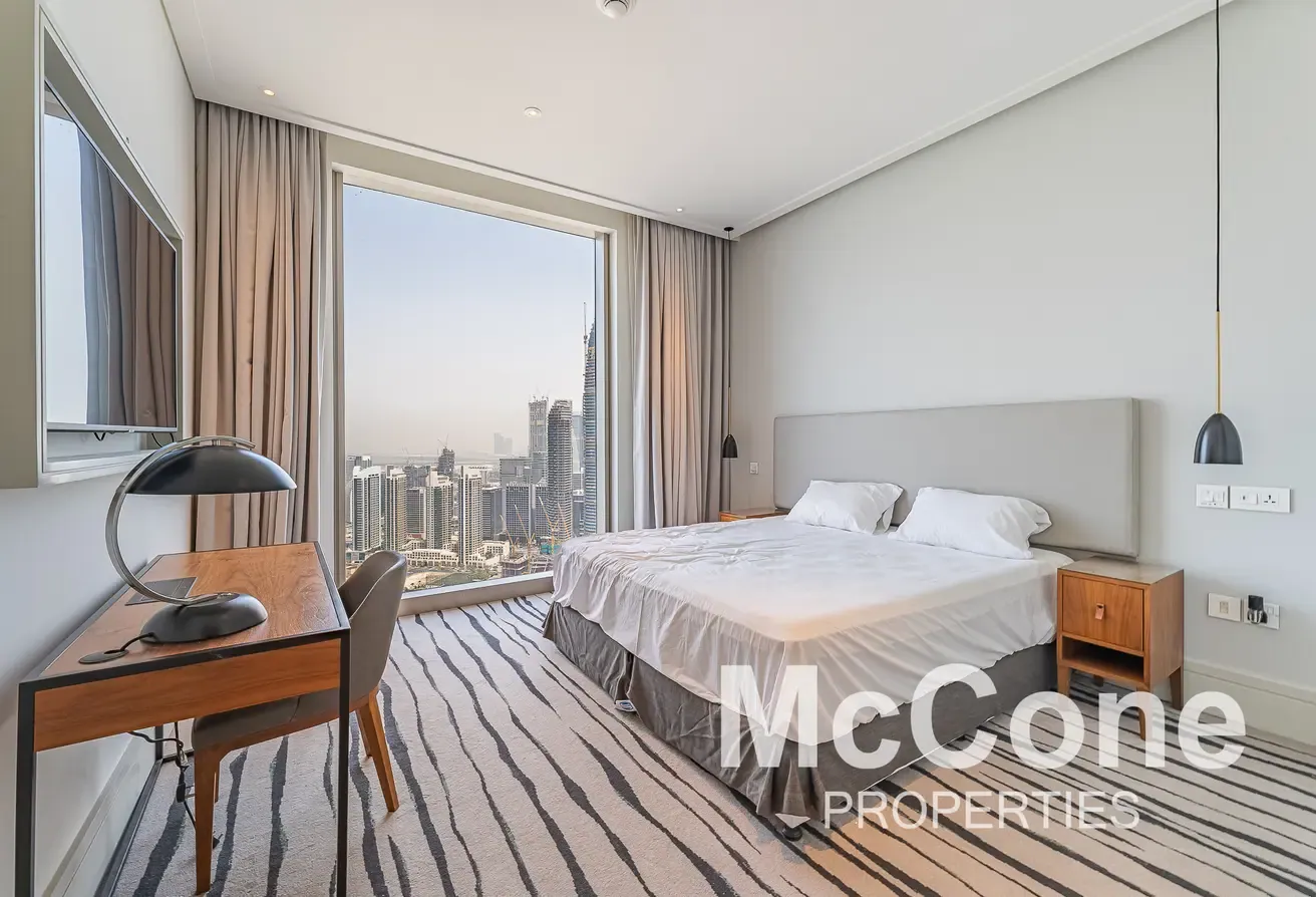 Burj & Fountain View | Top Floor | Genuine Listing