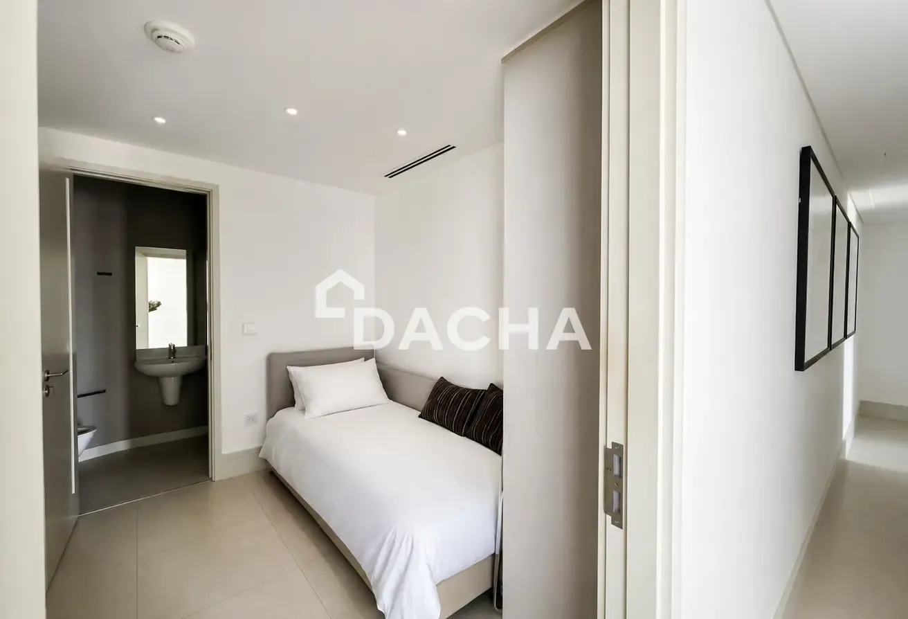 Full Burj Khalifa View | 3BR | Vida Downtown