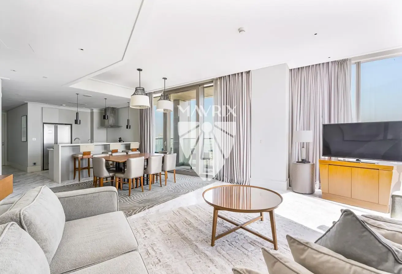 Spacious 3 Bed  | Maid Room | Burj Khalifa View