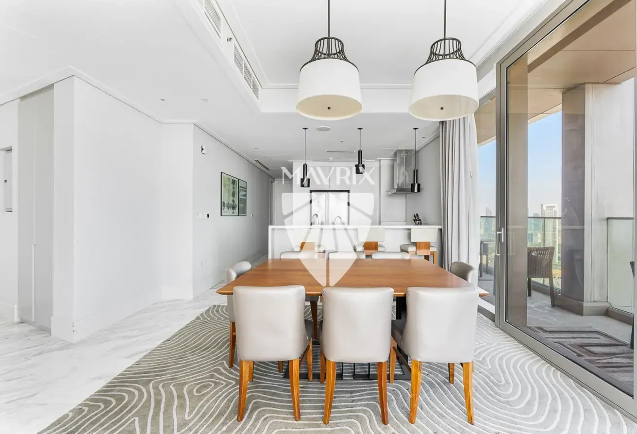 Spacious 3 Bed  | Maid Room | Burj Khalifa View