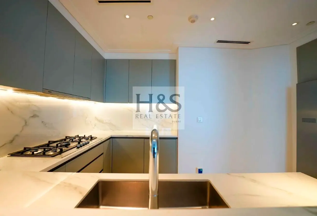 Fountain Burj View | 3 BED + Maid | High Floor