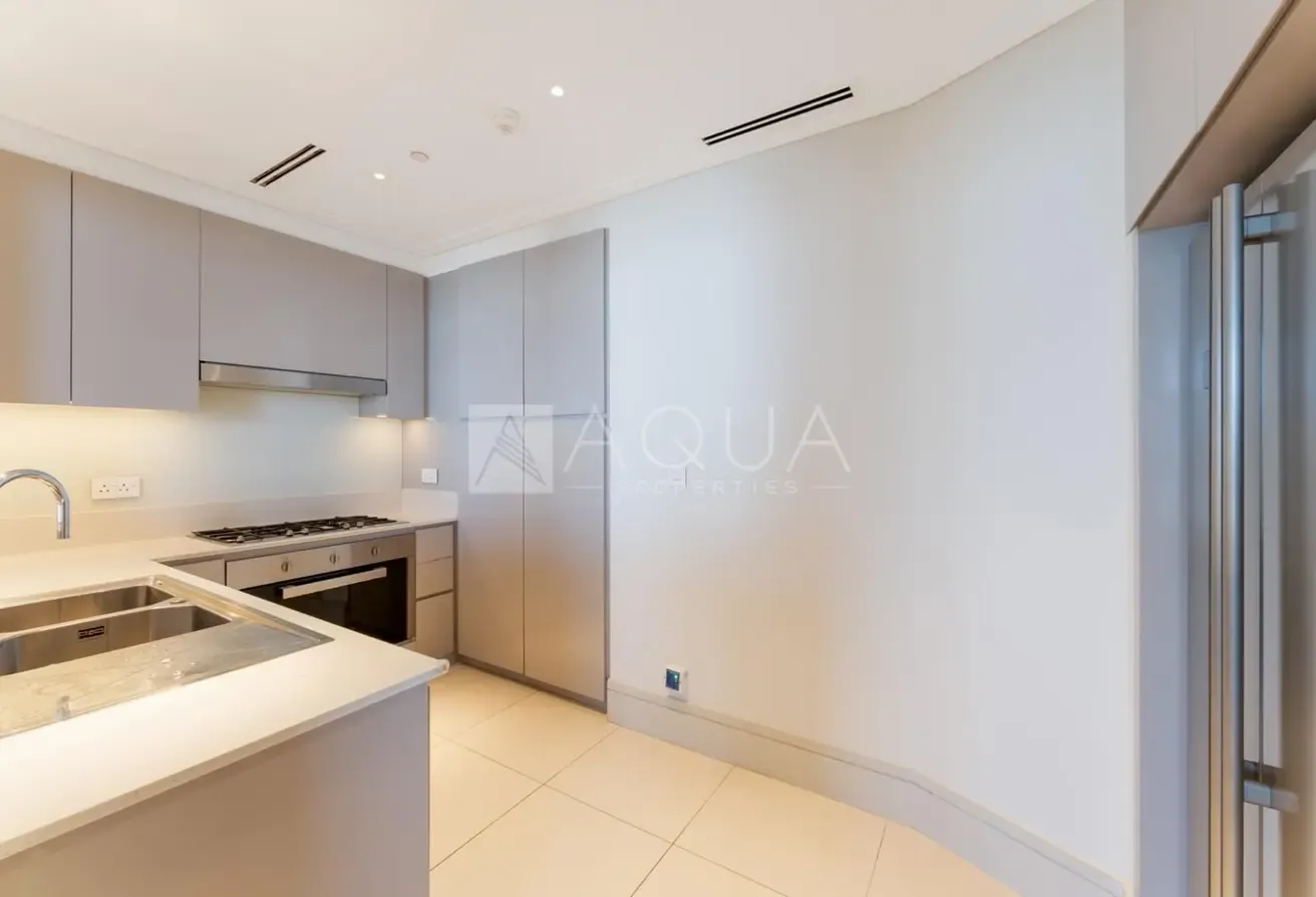 Furnished 3BR+M | Burj Khalifa View | High Floor