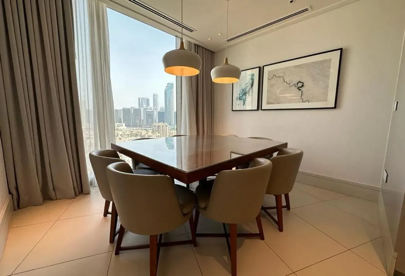 Elegant 3BR | Burj Khalifa View | Fully Furnished
