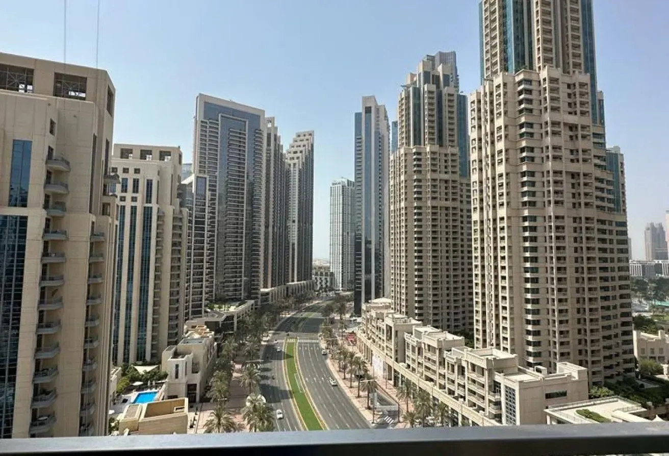 Elegant 3BR | Burj Khalifa View | Fully Furnished