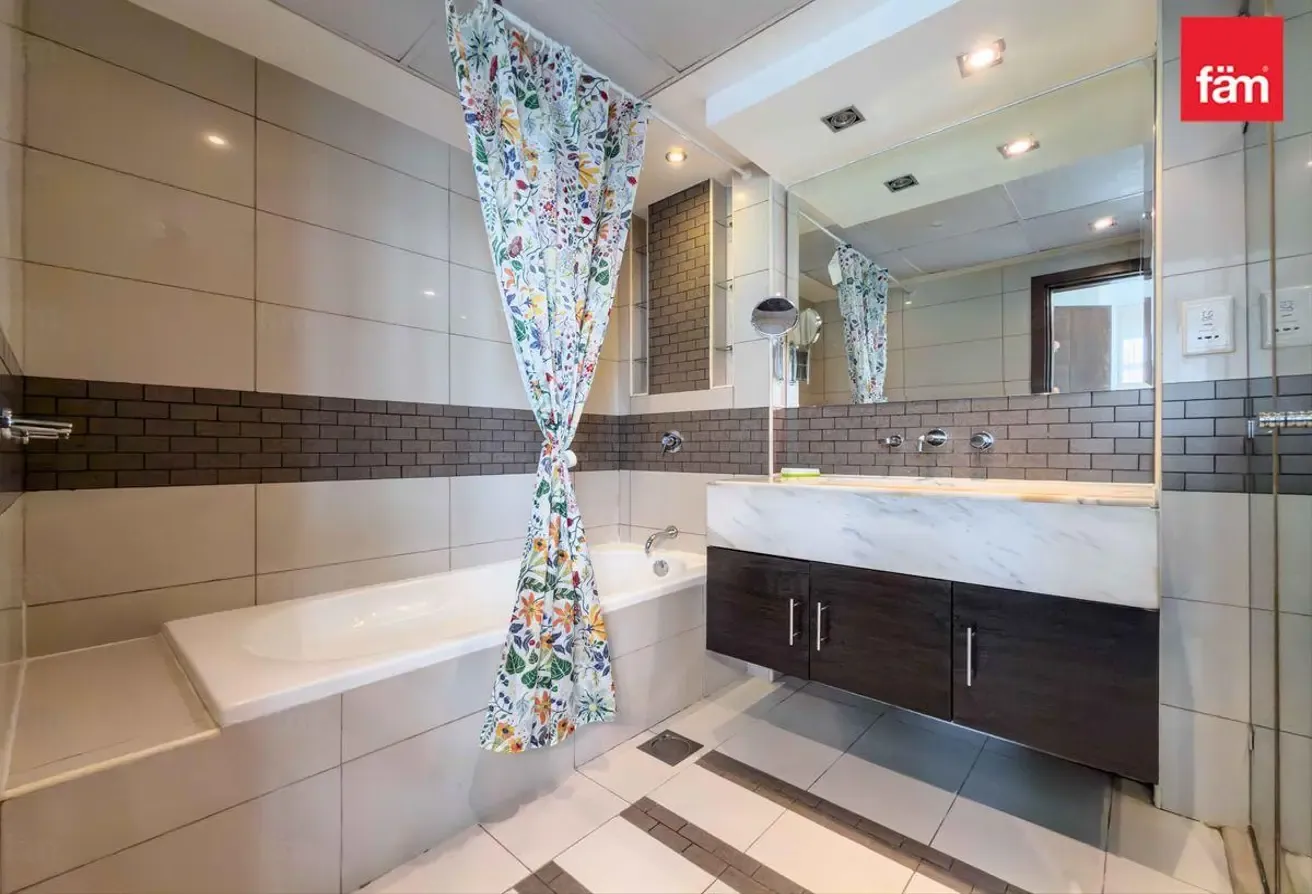 2 bathtubs |Huge Layout | Lowest Price
