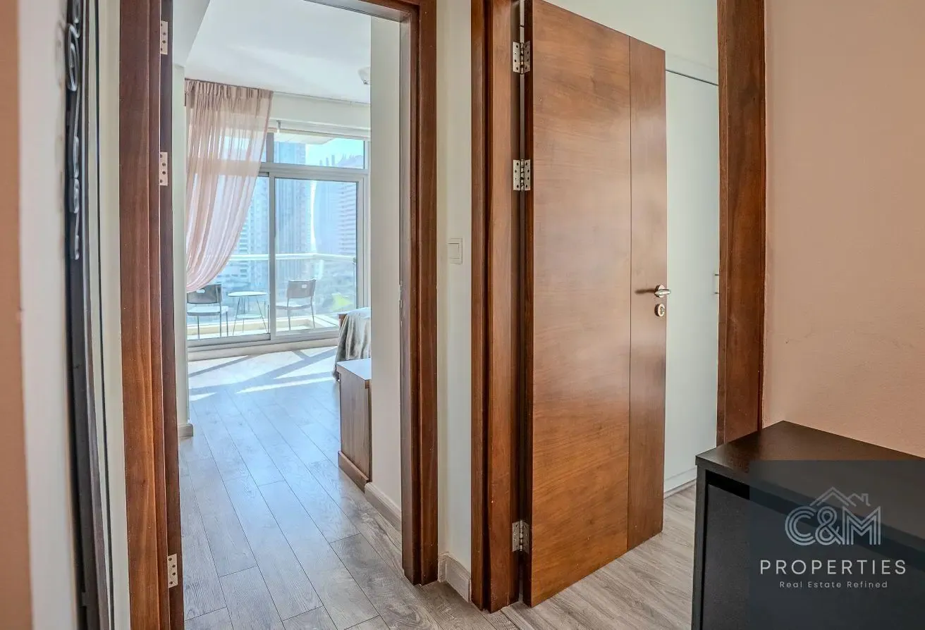 Spacious 2BR | Prime Marina Location | Vacant