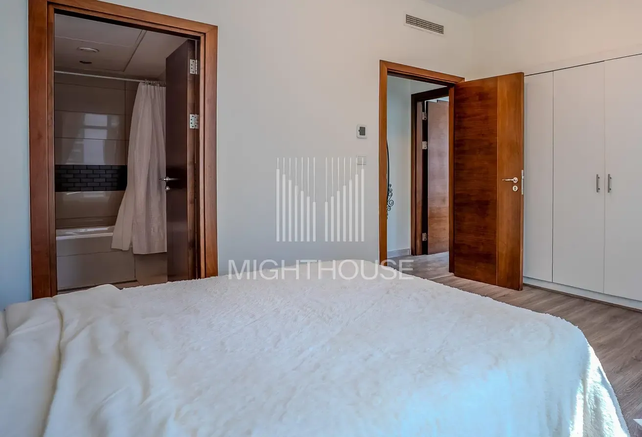 Fully Furnished | Vacant | Marina View