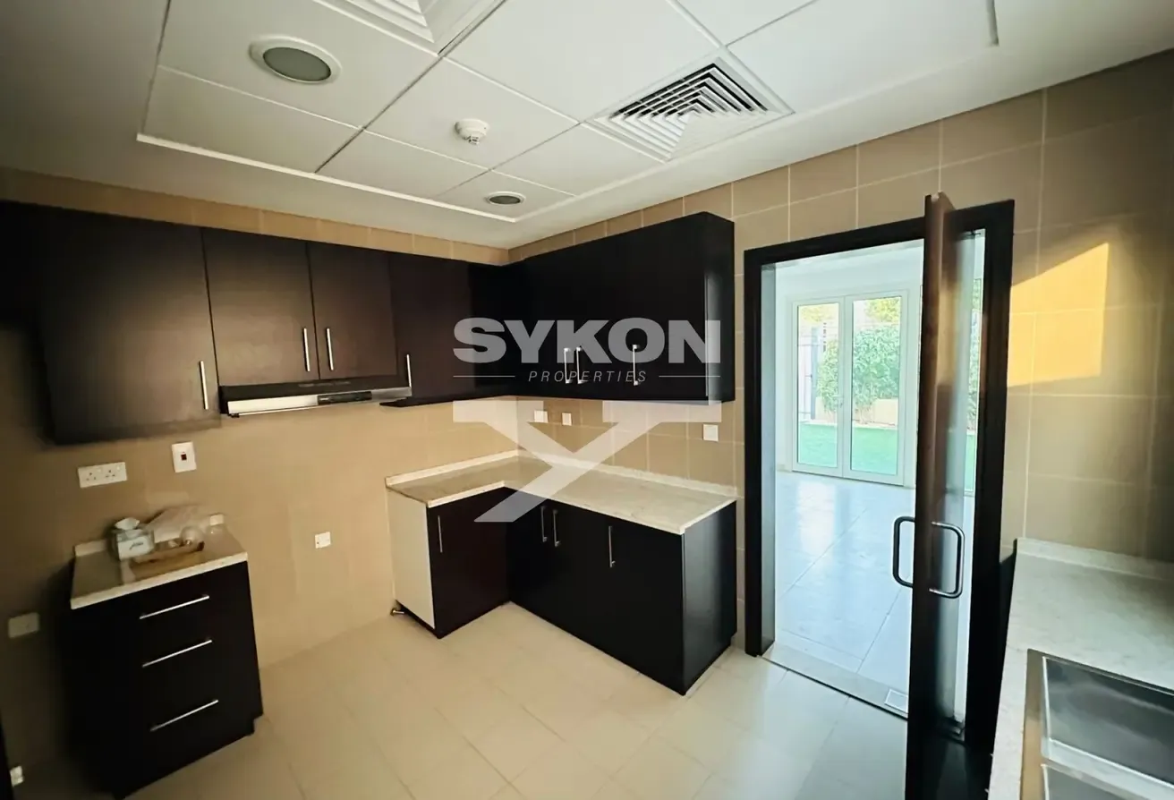 Independent Villa | Share Pool | Spacious Layout