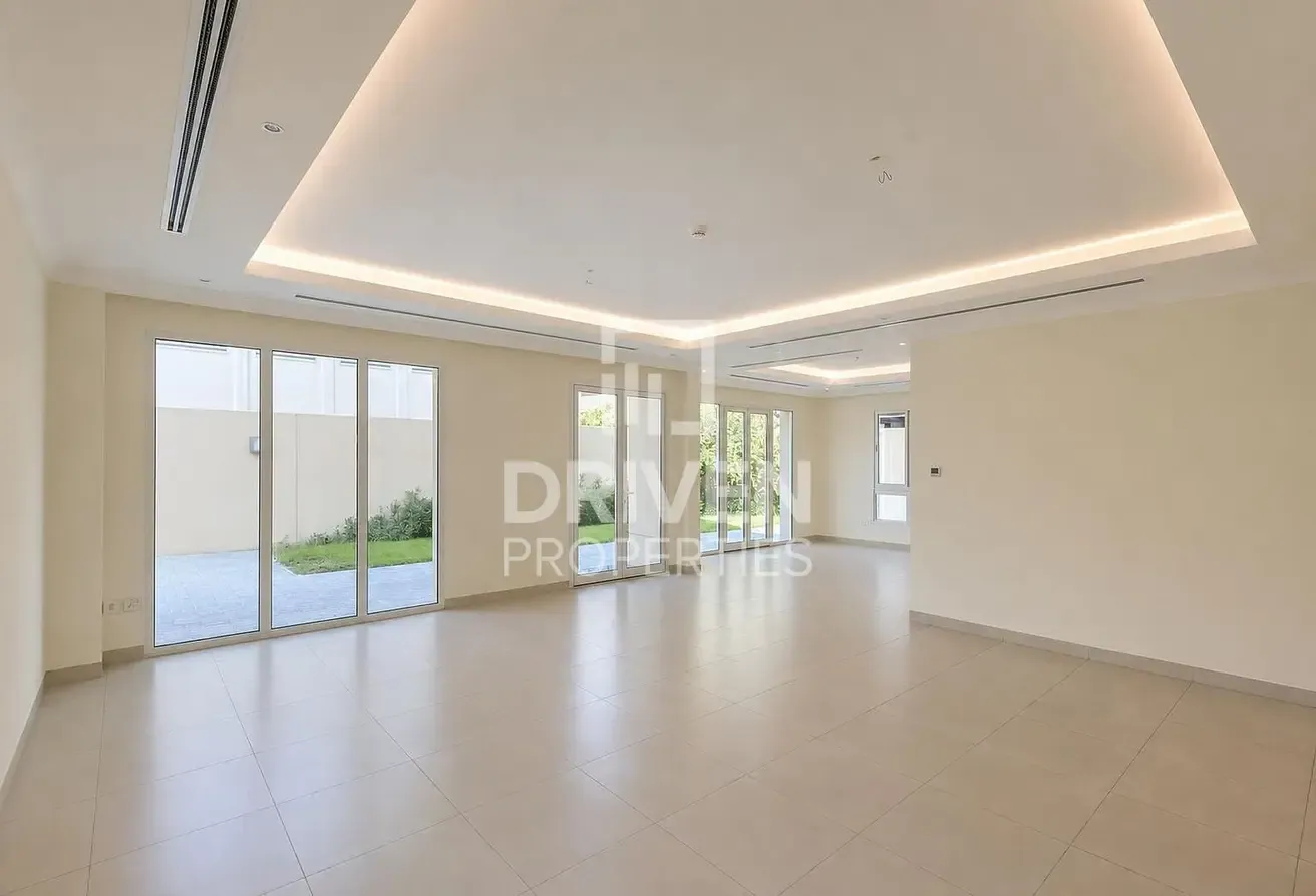 Vacant and Spacious Plot | Well Maintained