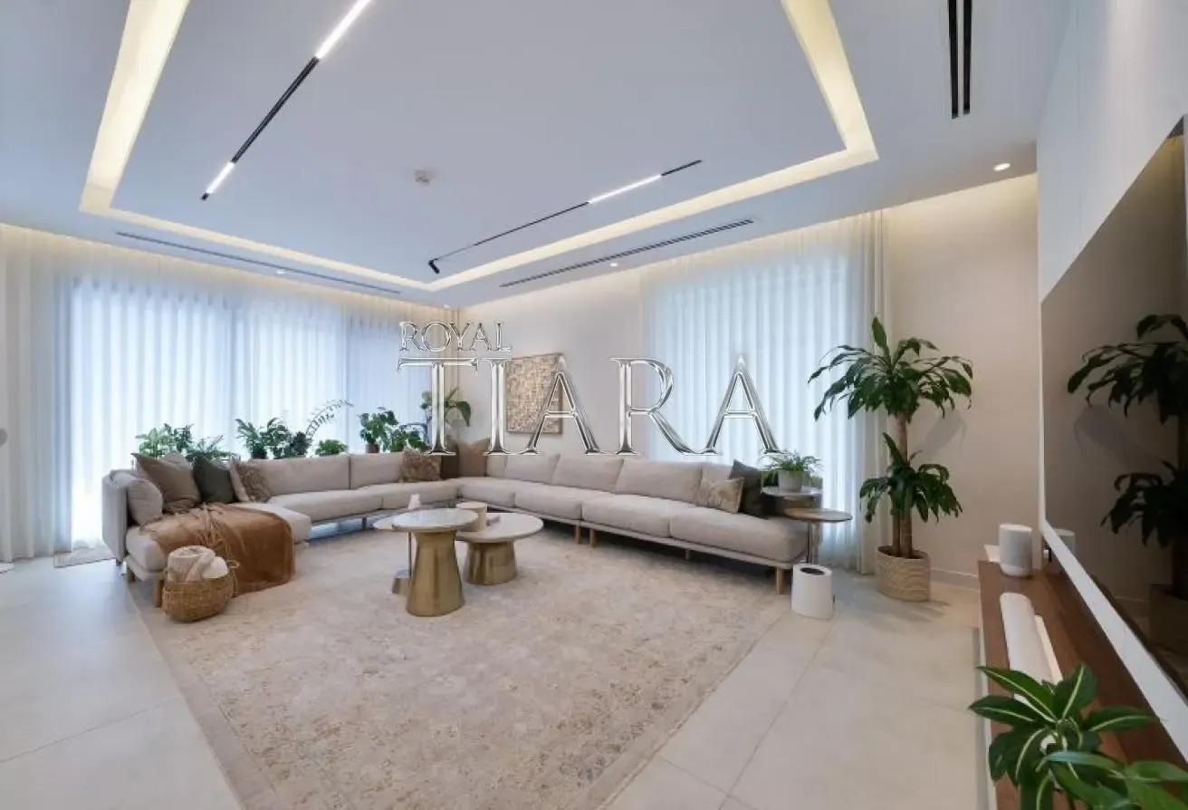 Type 4D4 I Corner Plot I Vacant | Unfurnished