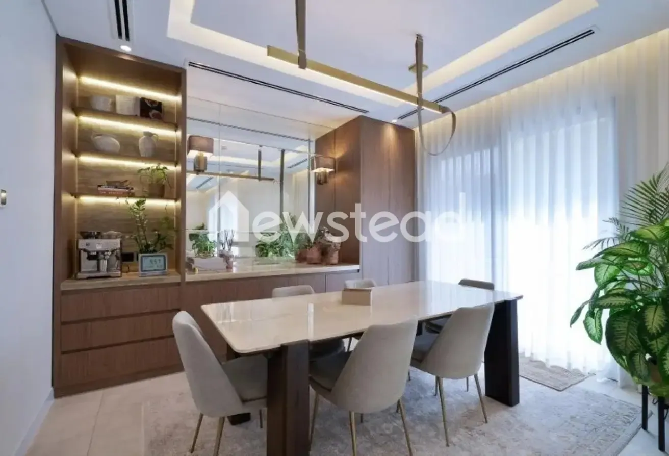 Park View | Upgraded | 4 Bed All Ensuite
