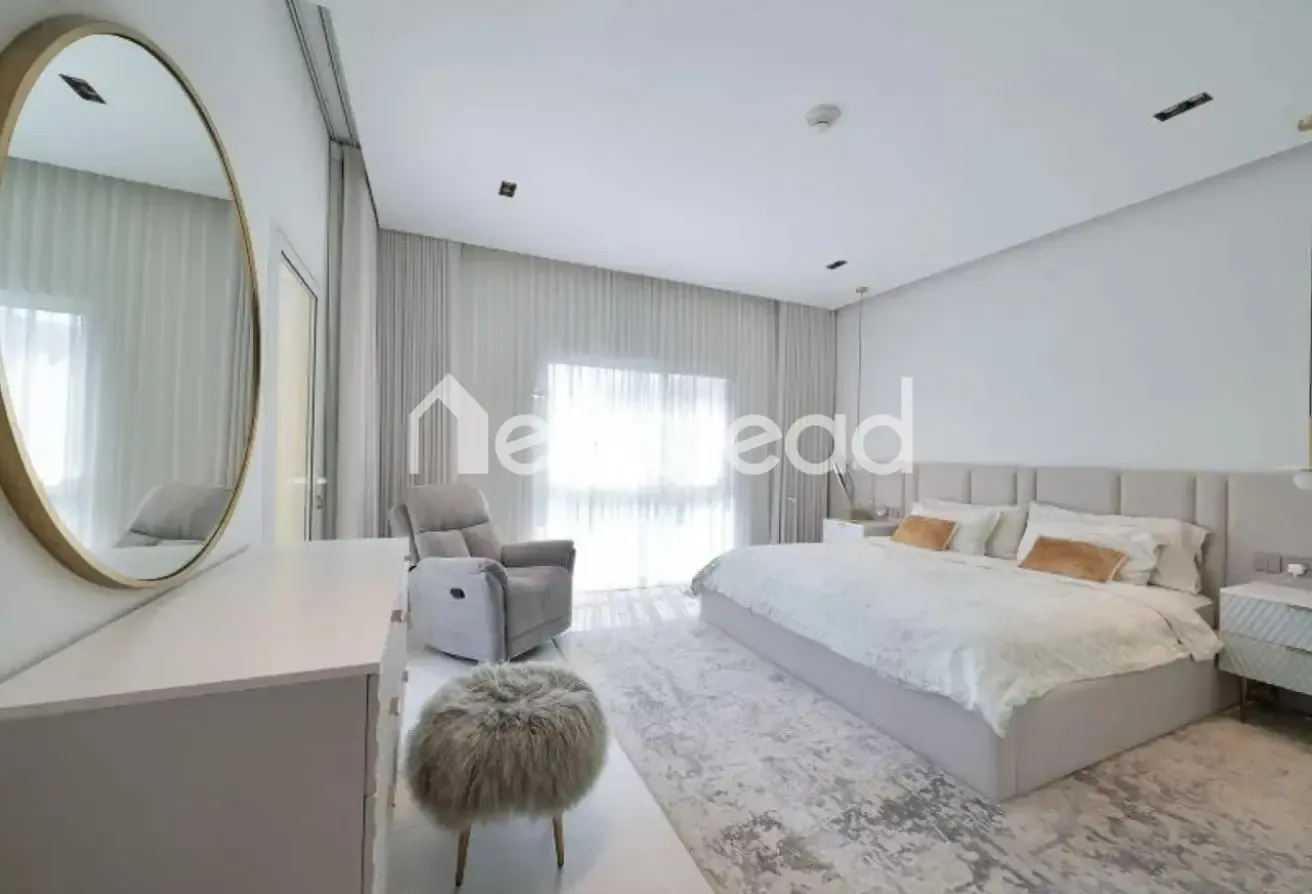 Park View | Upgraded | 4 Bed All Ensuite