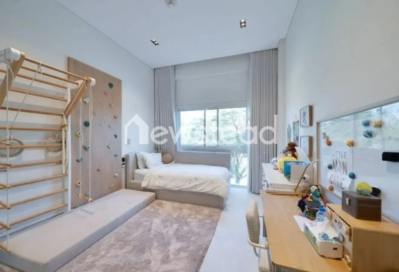 Park View | Upgraded | 4 Bed All Ensuite