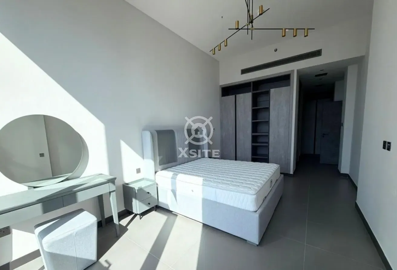 Fully Furnished | Lake View | Higher Floor