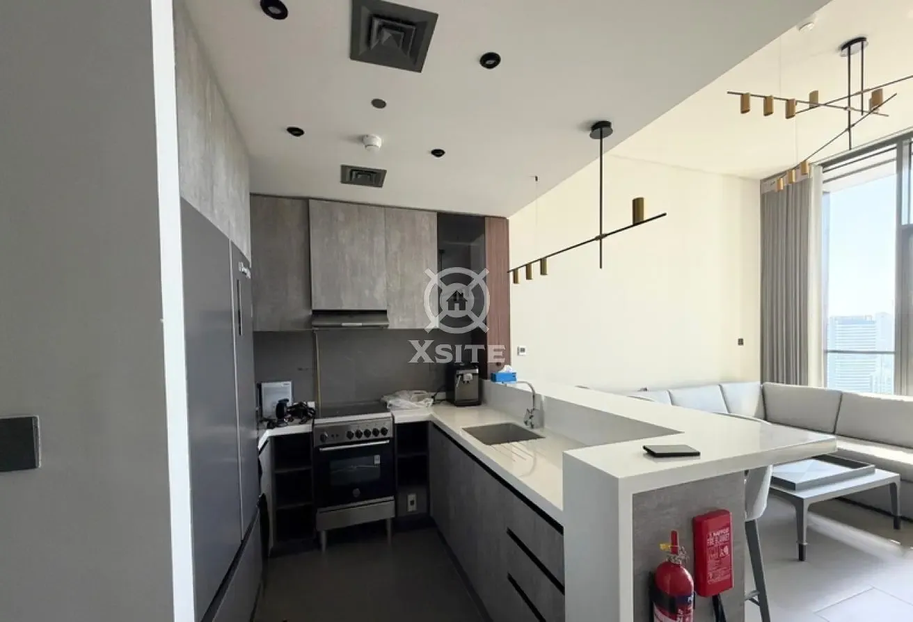 Fully Furnished | Lake View | Higher Floor