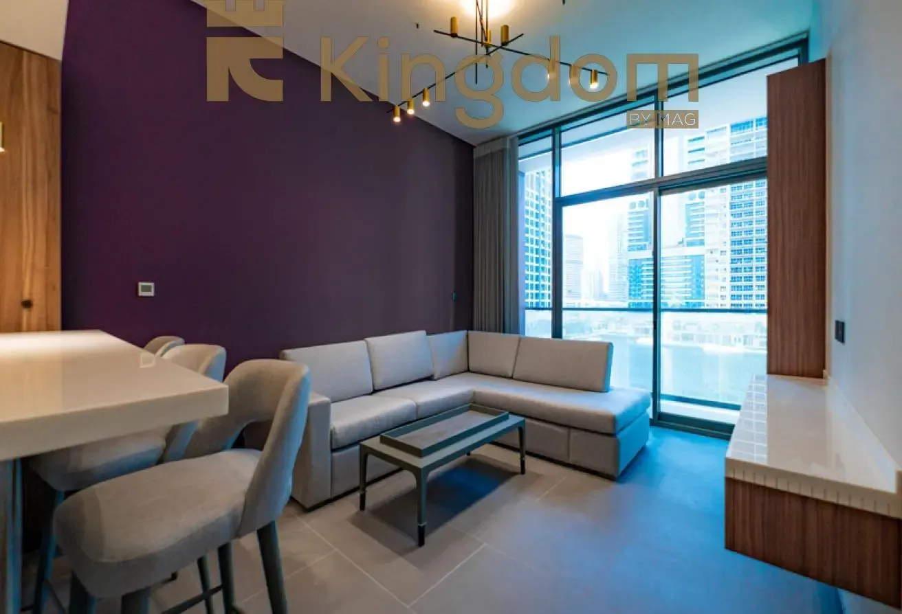 PREMIUM UNIT | WATERFRONT LIVING | NEAR METRO