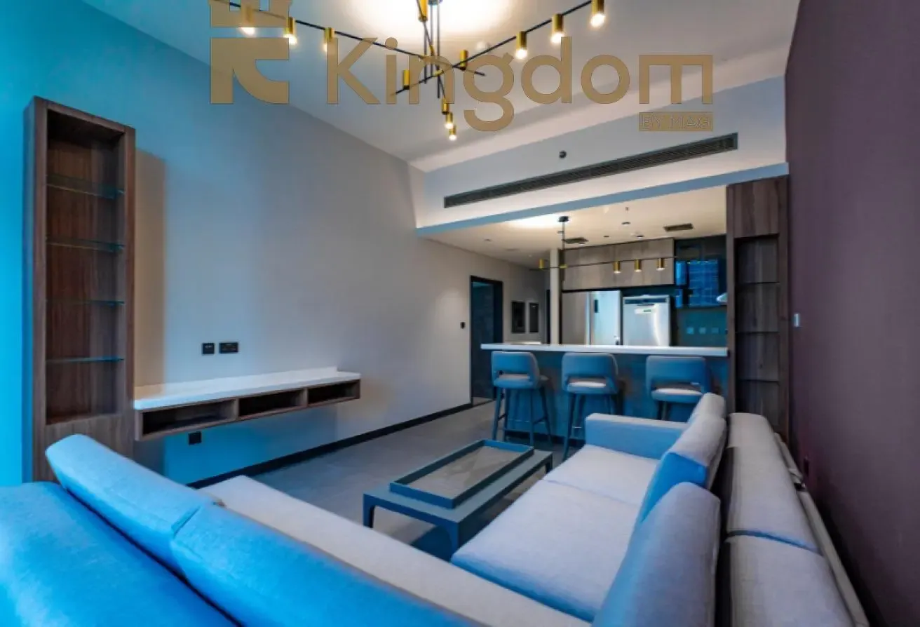 LAKE VIEW | FURNISHED | NEAR METRO | VACANT SOON