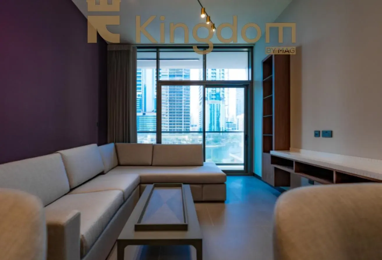 LAKE VIEW | FURNISHED | NEAR METRO | VACANT SOON