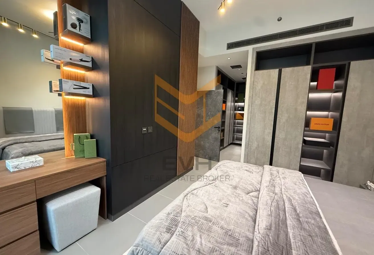 High Quality Upgraded | Brand New | Lake View