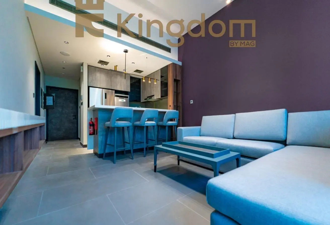LAKE VIEW | WALKING DISTANCE TO METRO | FURNISHED