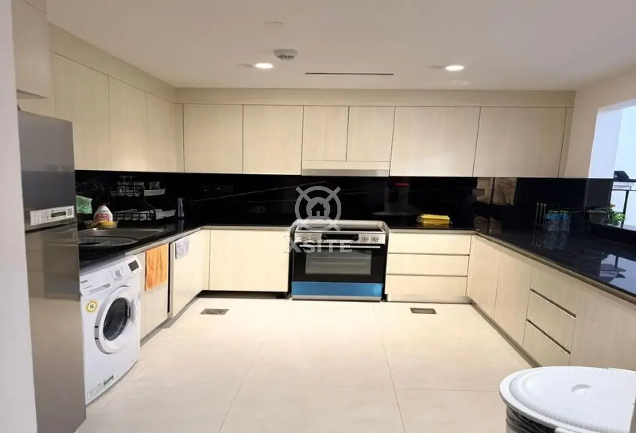 Lavish 2 BR|Modern Furnishing|Prime Location
