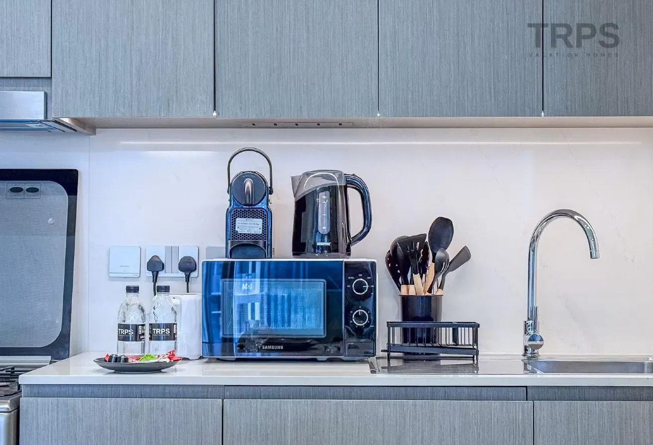 Luxury Downtown 1BR | Cityscape Views | High Floor