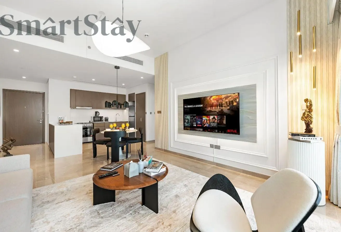 Grande Signature 1BR Apartment