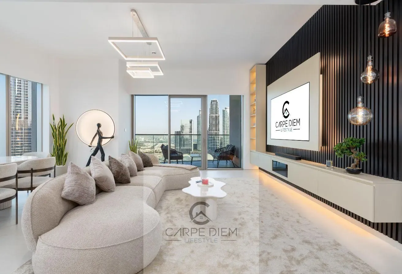 Stylish Large Unit - Grande Opera