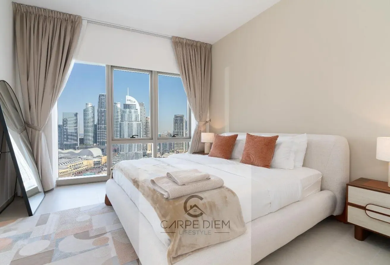 Stylish Large Unit - Grande Opera