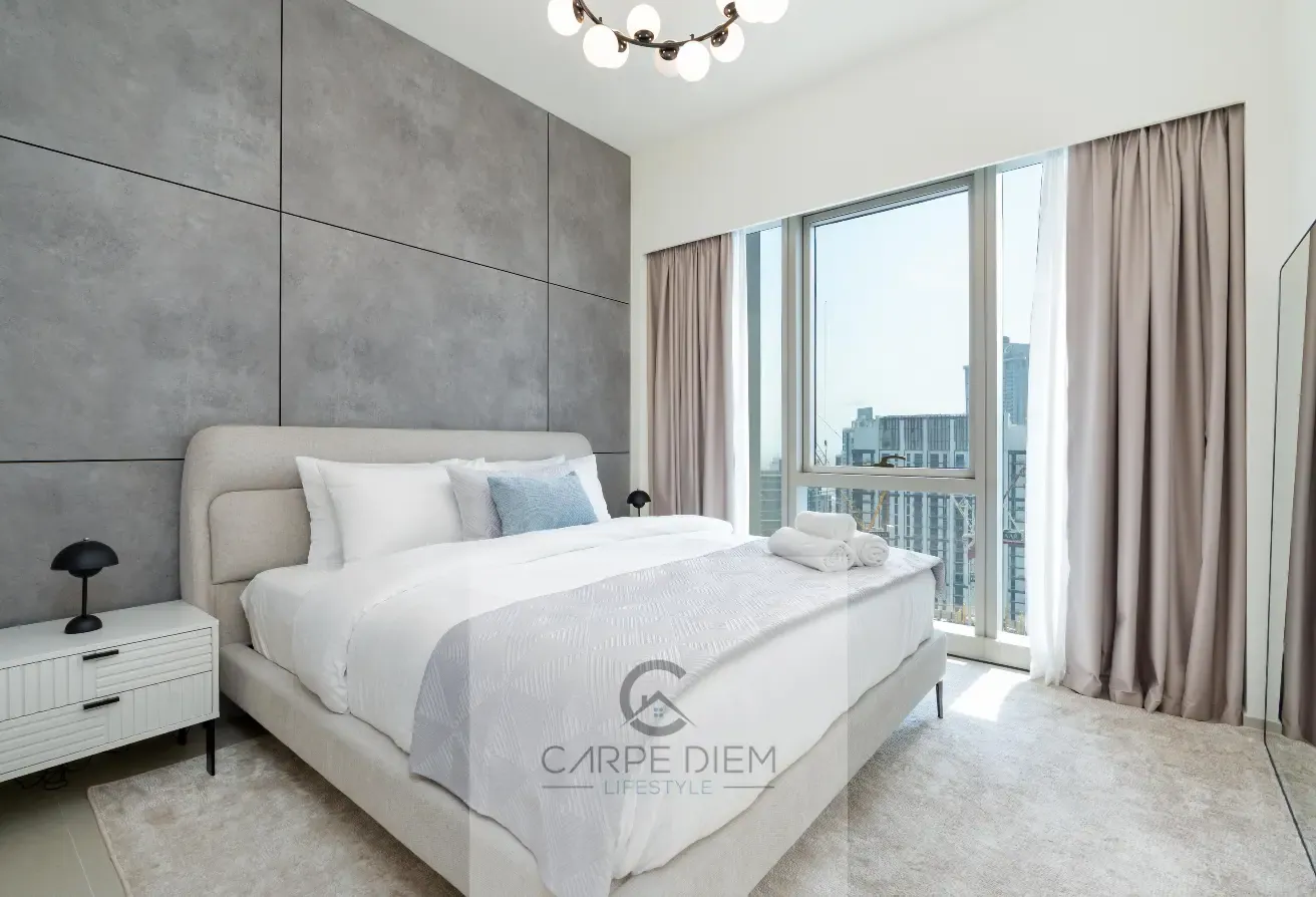 Stylish High Floor Unit | Downtown