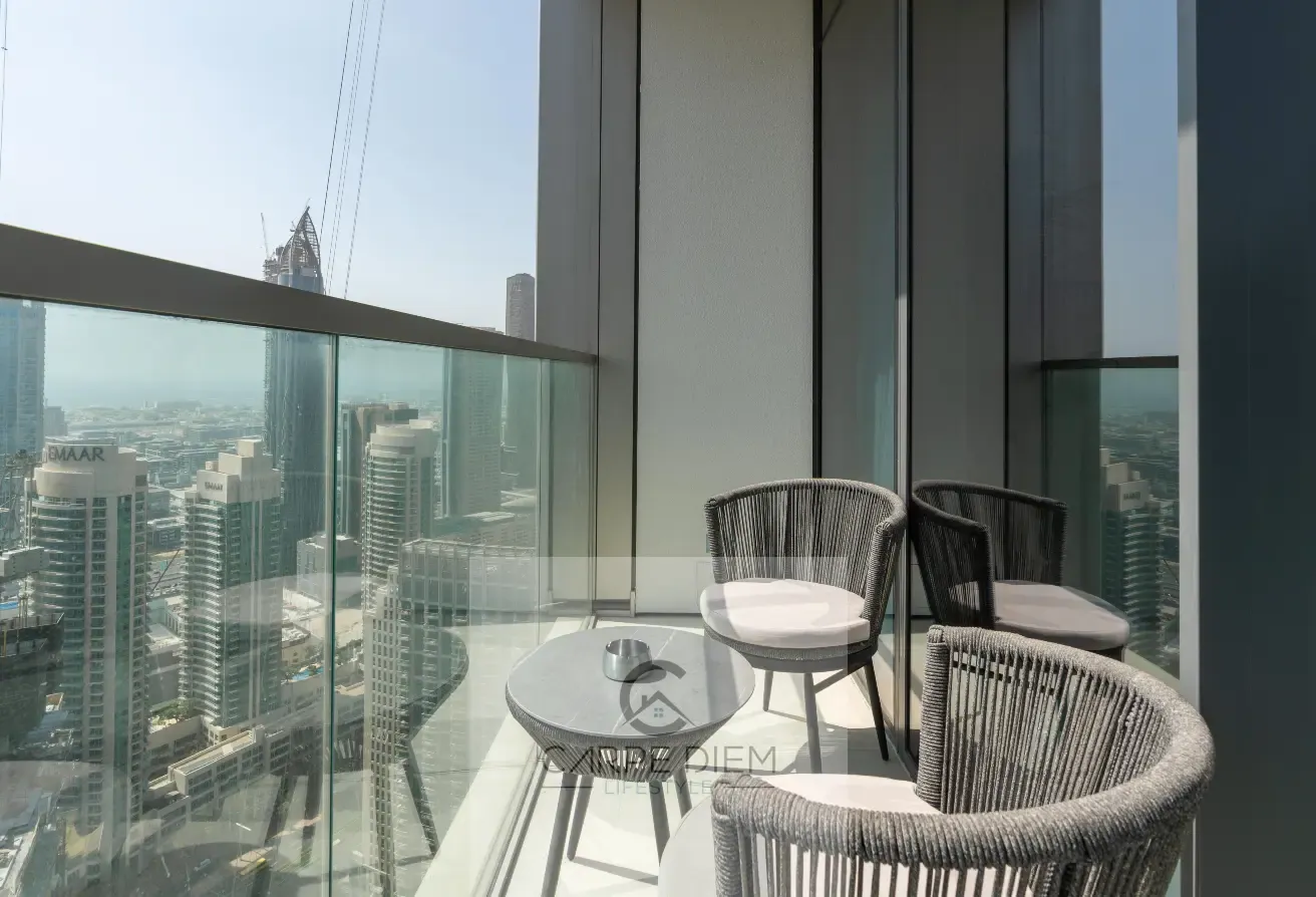 Stylish High Floor Unit | Downtown