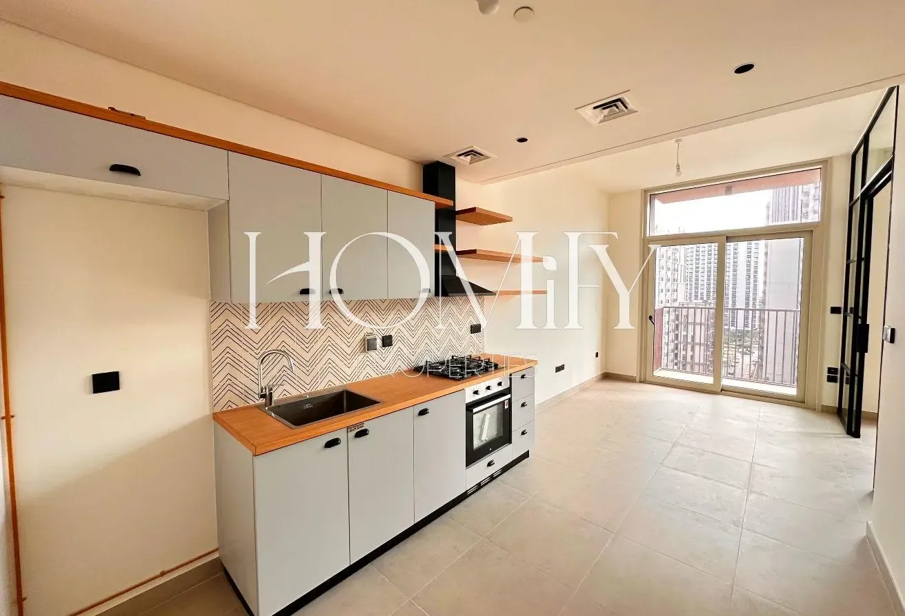 MODERN UNIT | EMAAR | VACANT