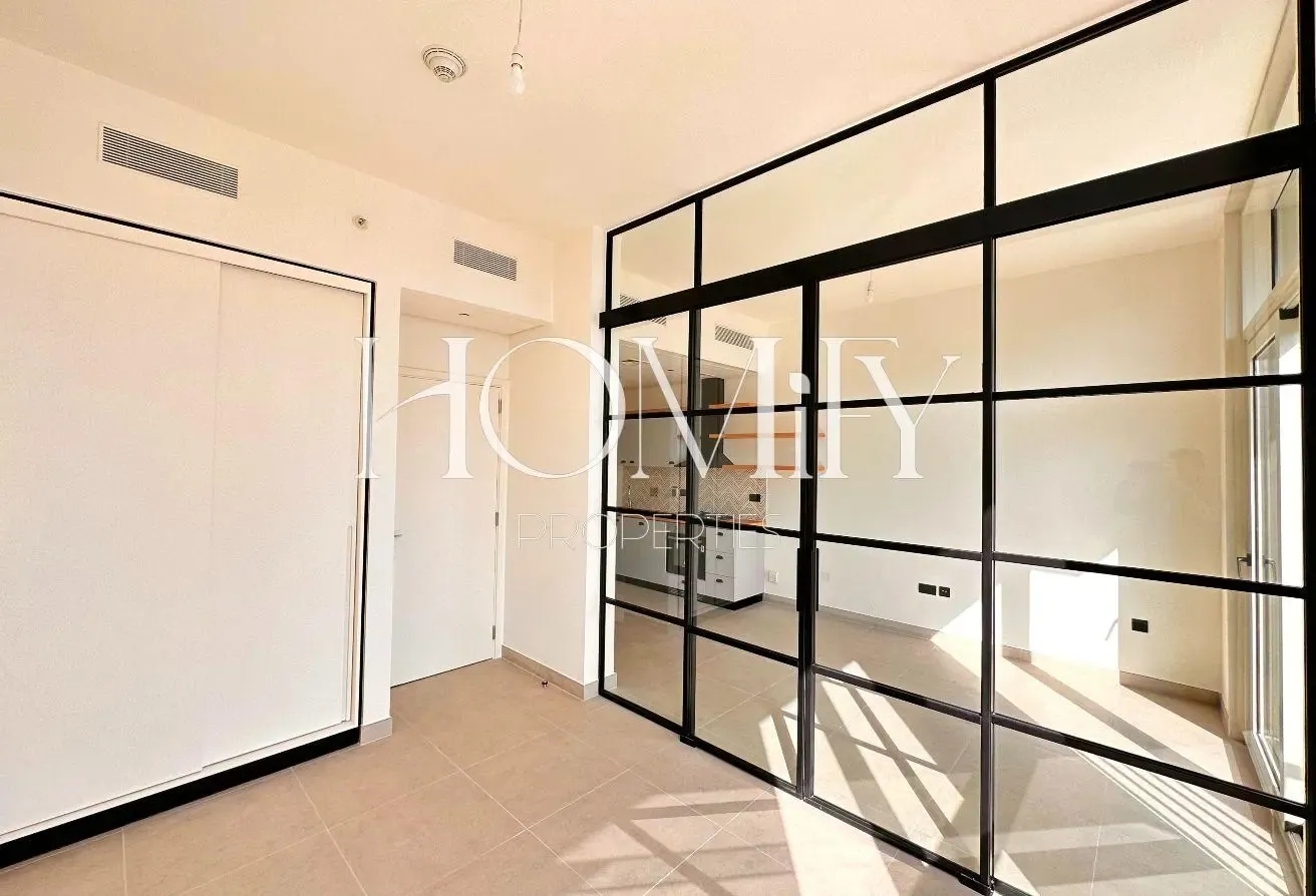 MODERN UNIT | EMAAR | VACANT