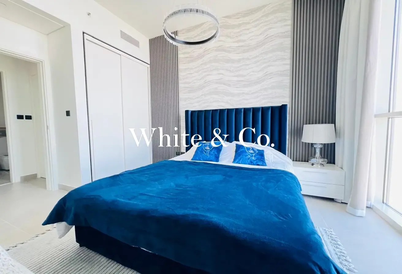 Available|Modern Apartment| Great Location