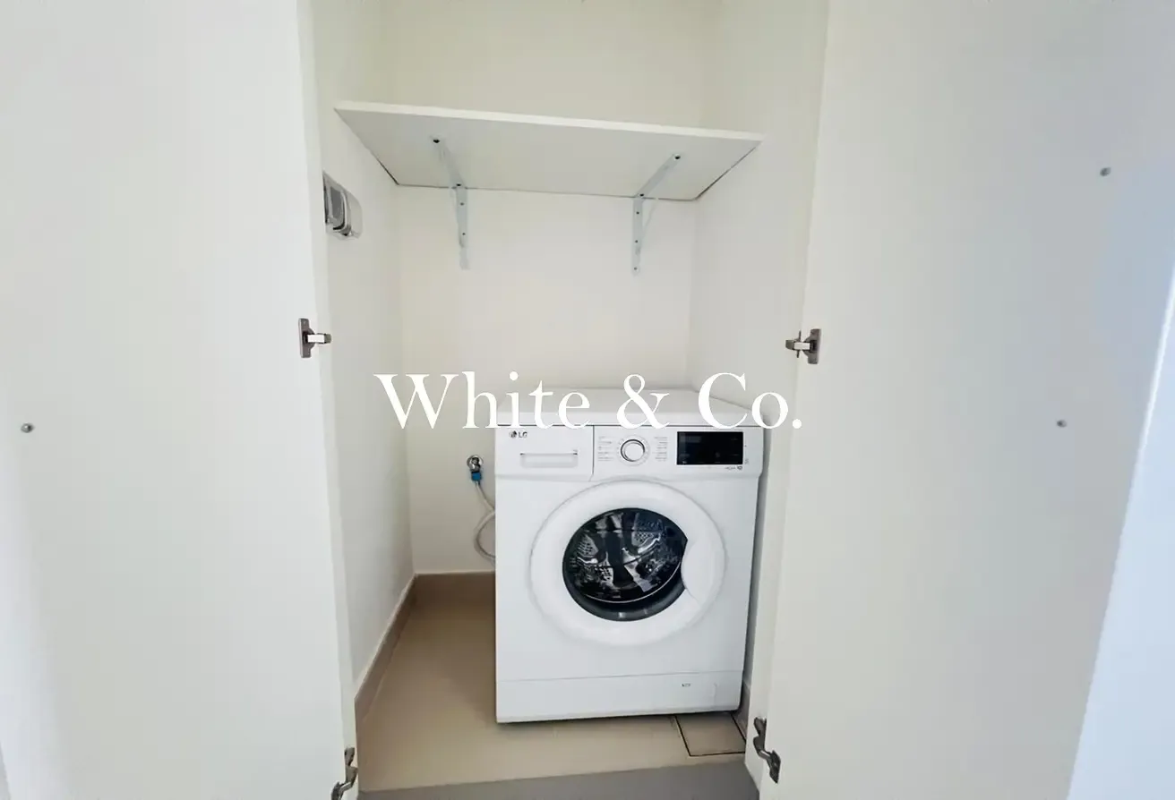 Ready| Fully Furnished| Prime Location