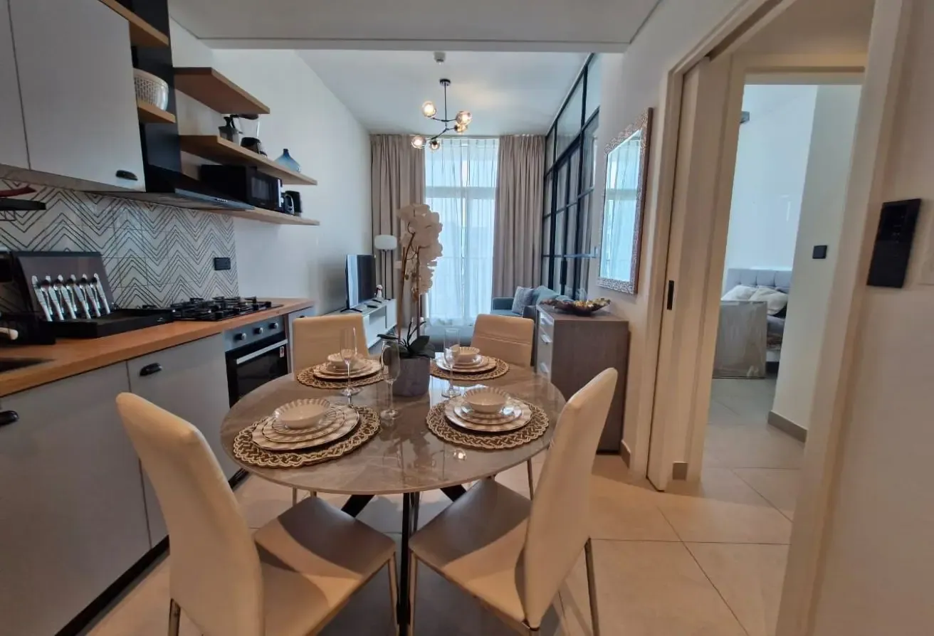 Fully Furnished 1-Bedroom with Pool View