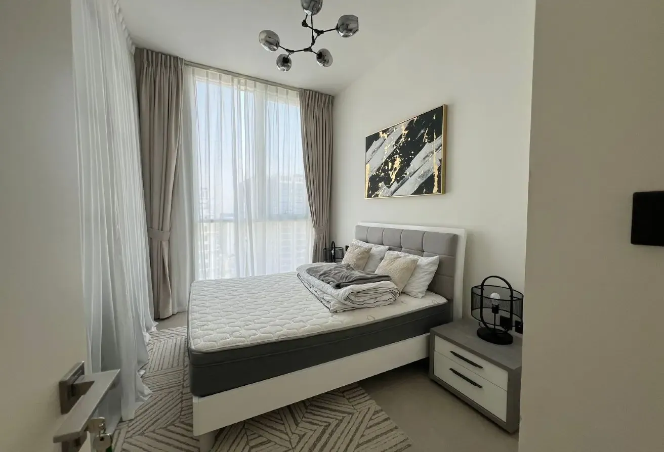 Fully Furnished 1-Bedroom with Pool View