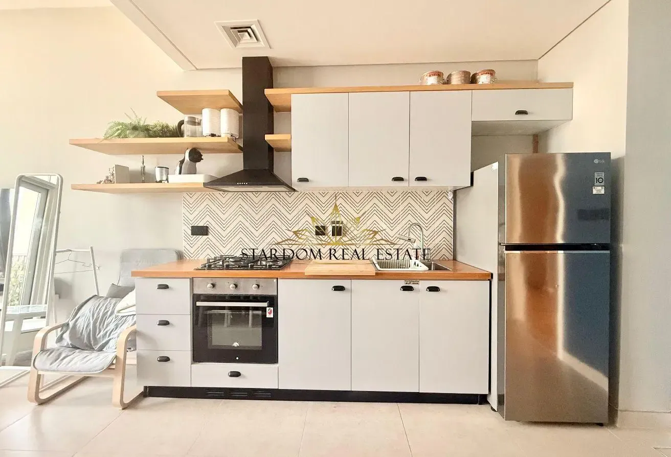 FURNISHED 1 BEDROOM | PRIME LOCATION | VACANT NOW